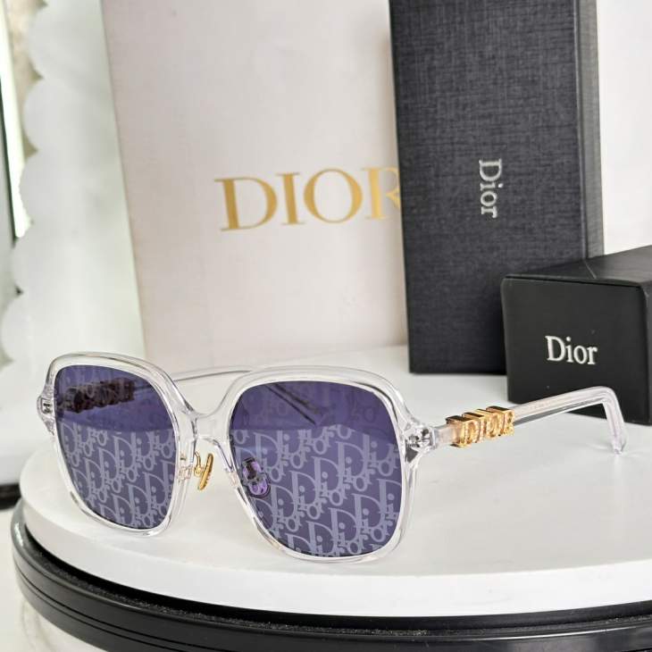 Picture of Dior Sunglasses _SKUfw75841744fw